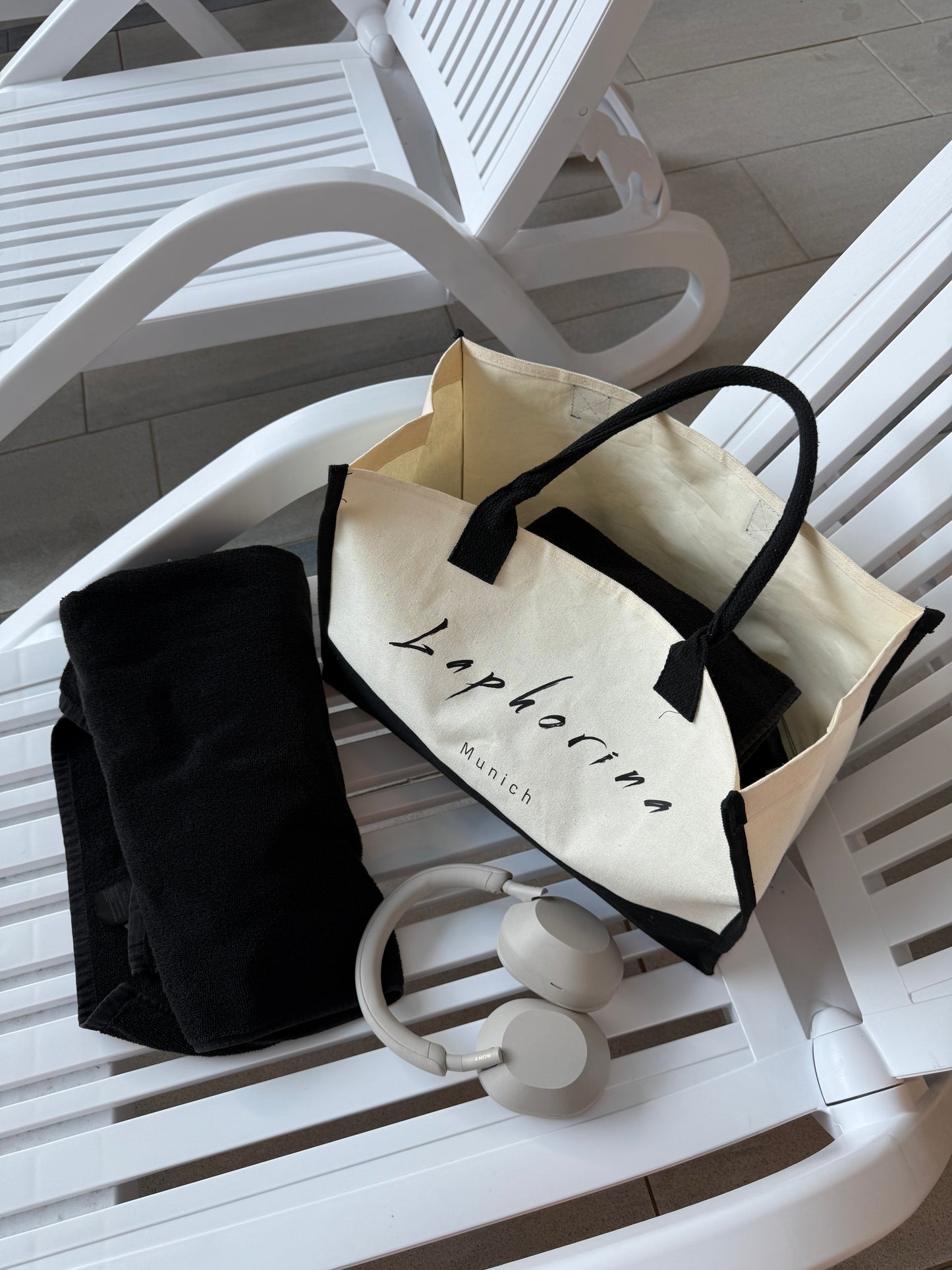 Signature Tote Bag L