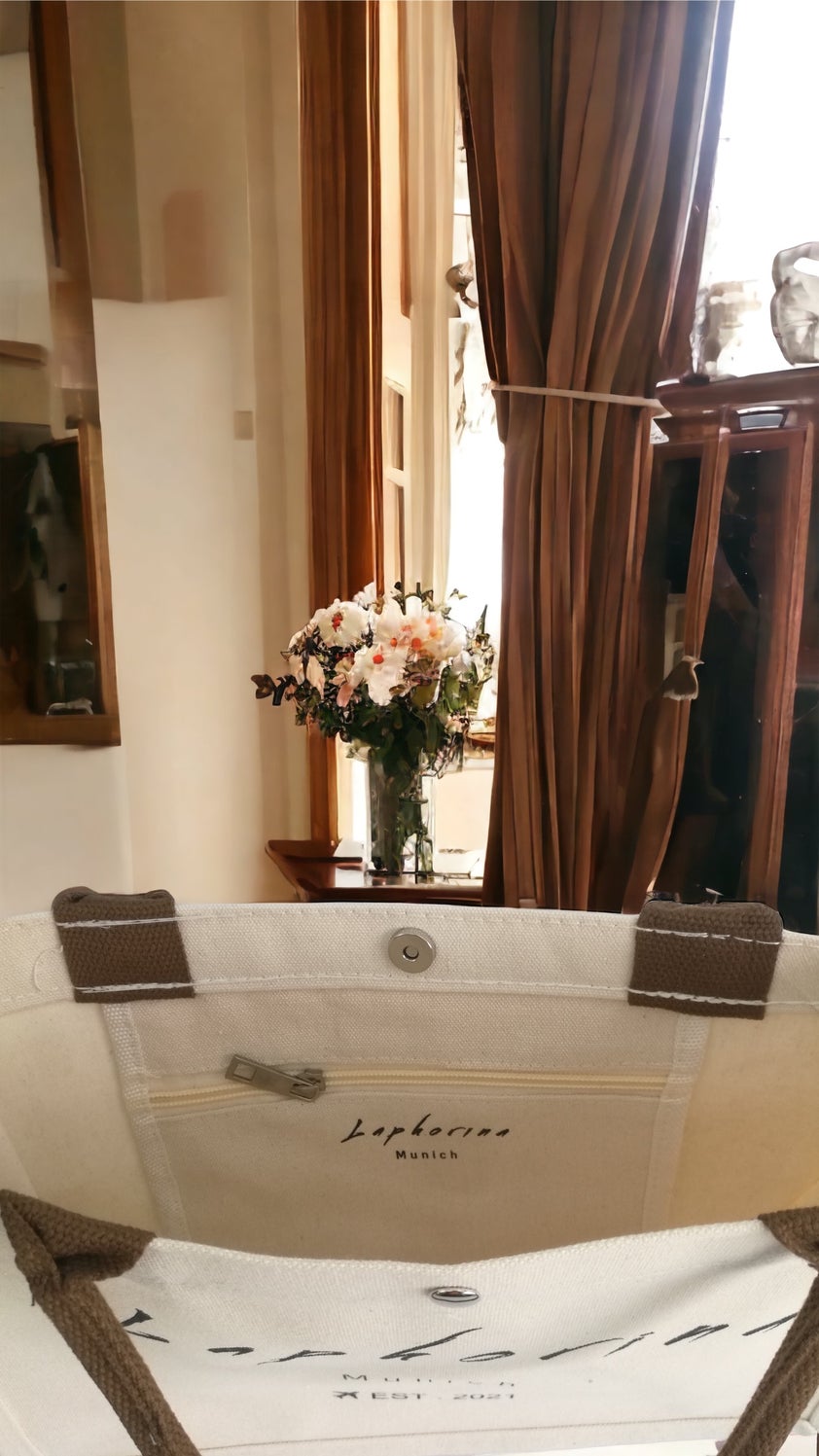 Signature Tote Bag M