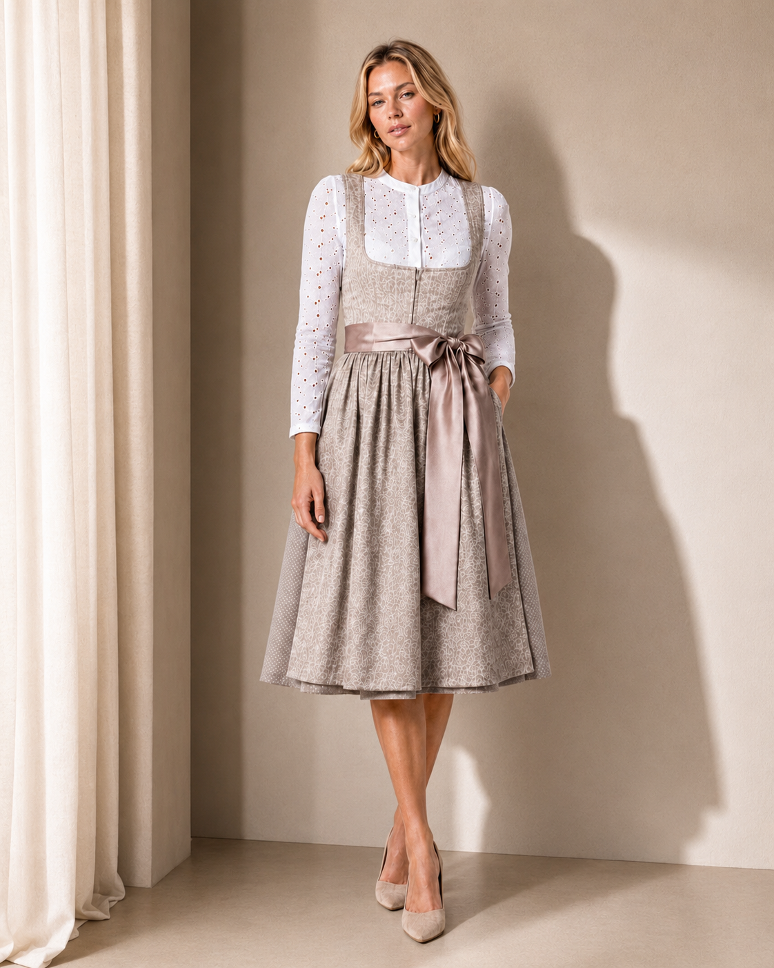 Dirndlbluse „Rosalie“